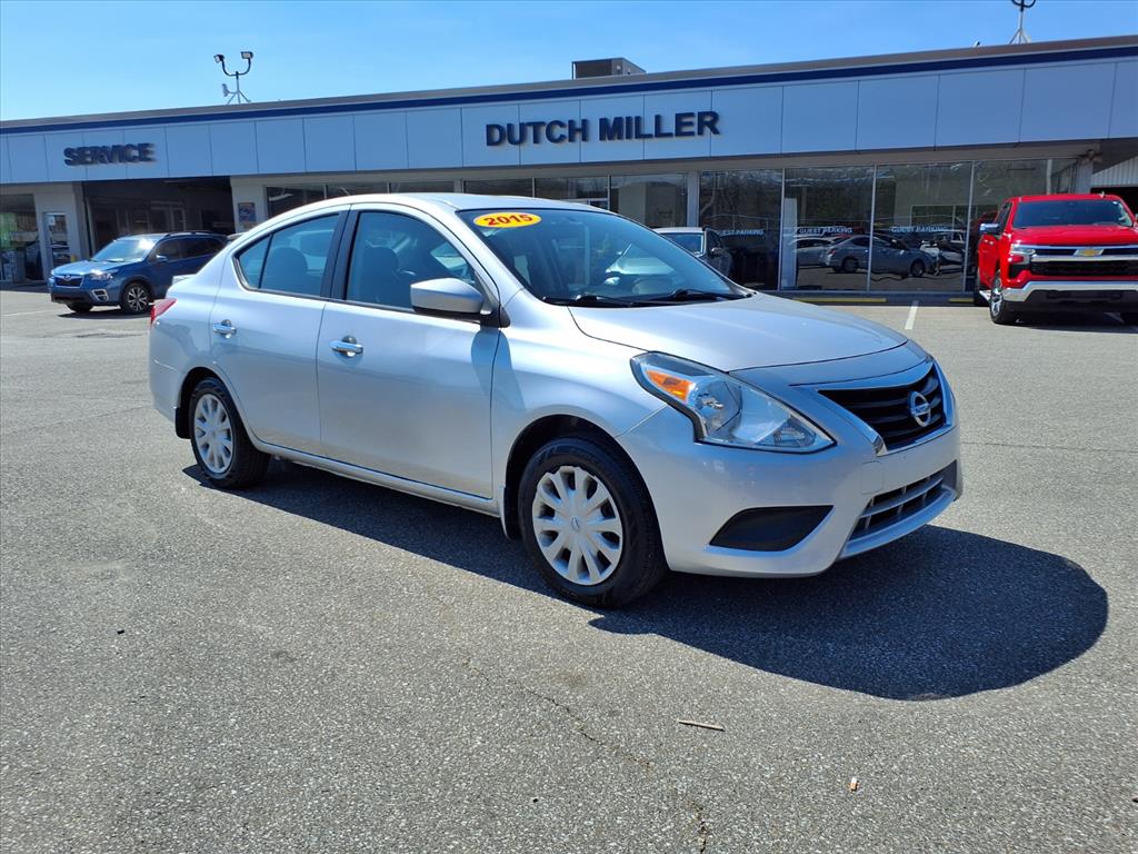 2015 Nissan Versa 1.6 SV