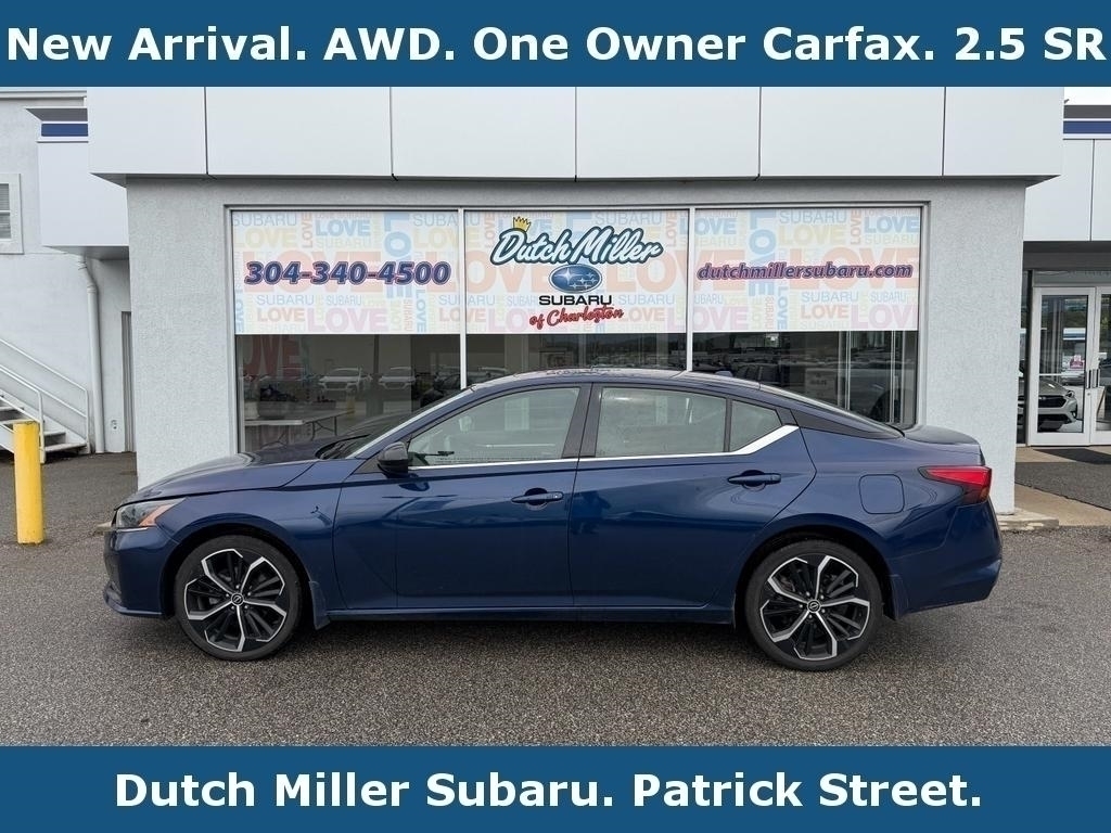 Deep Blue Pearl 2024 Nissan Altima Sedan All-Wheel Drive Continuously Variable Transmission