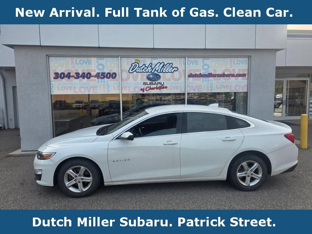 Summit White 2024 Chevrolet Malibu Sedan Front-Wheel Drive Continuously Variable Transmission