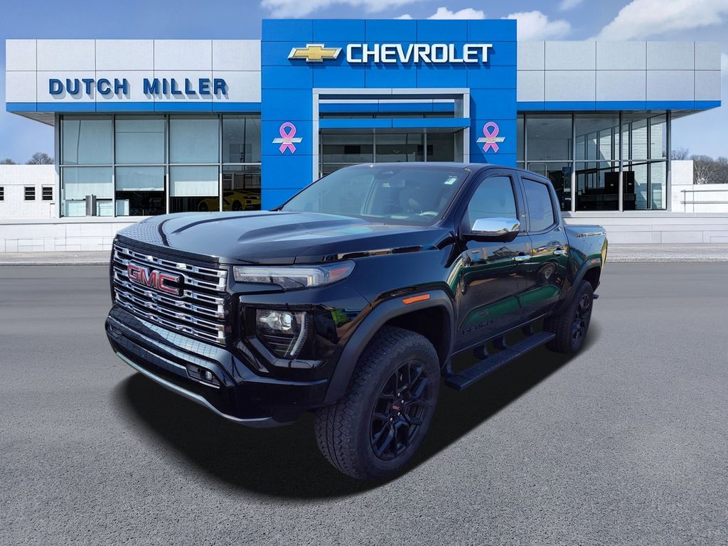 2023 GMC Canyon Denali Crew Cab 4WD
