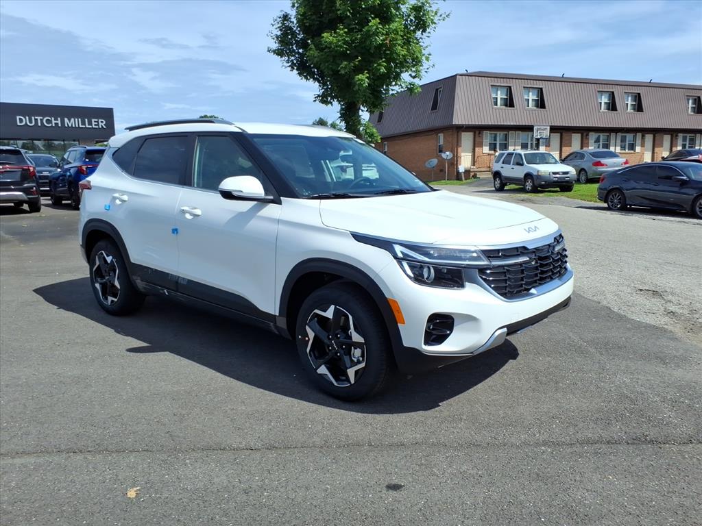 Snow White Pearl 2026 Kia Seltos EX AWD SUV / Crossover All-Wheel Drive Continuously Variable Transmission