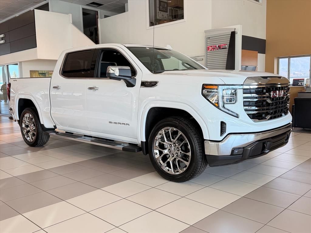 2026 GMC Sierra 1500 SLT Crew Cab 4WD