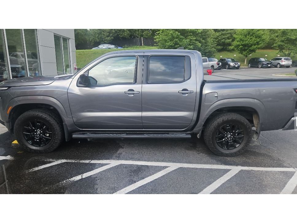 2023 Nissan Frontier SV Crew Cab 4WD