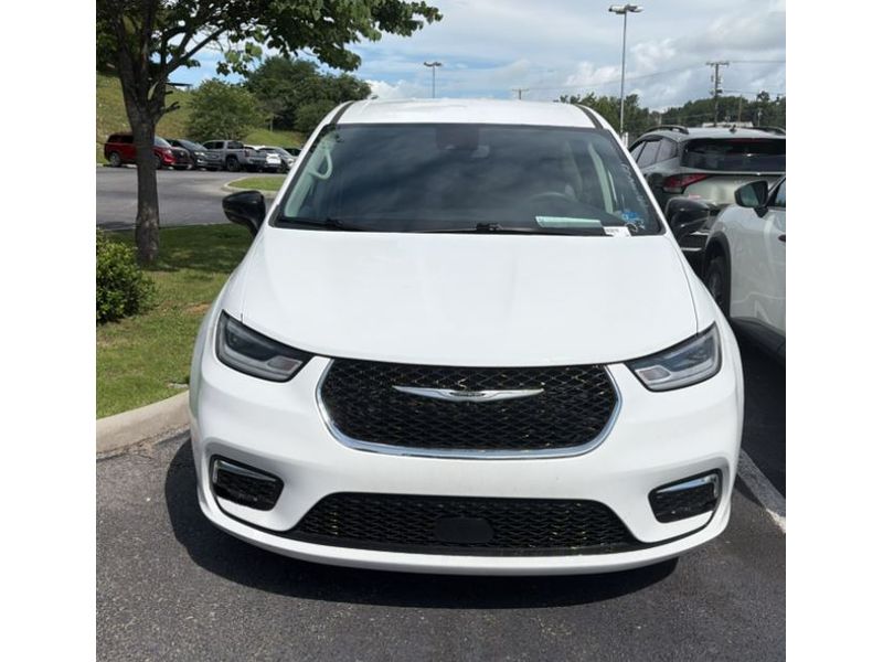 2024 Chrysler Pacifica Touring L FWD