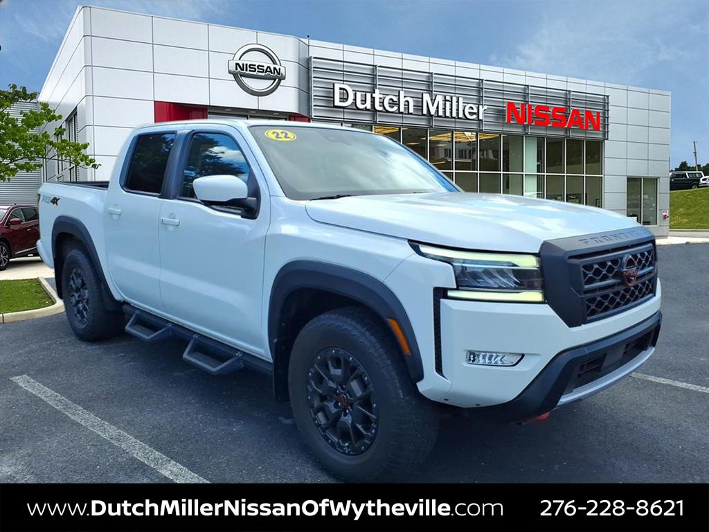 Glacier White 2022 Nissan Frontier Pickup Truck Four-Wheel Drive 9-Speed Automatic