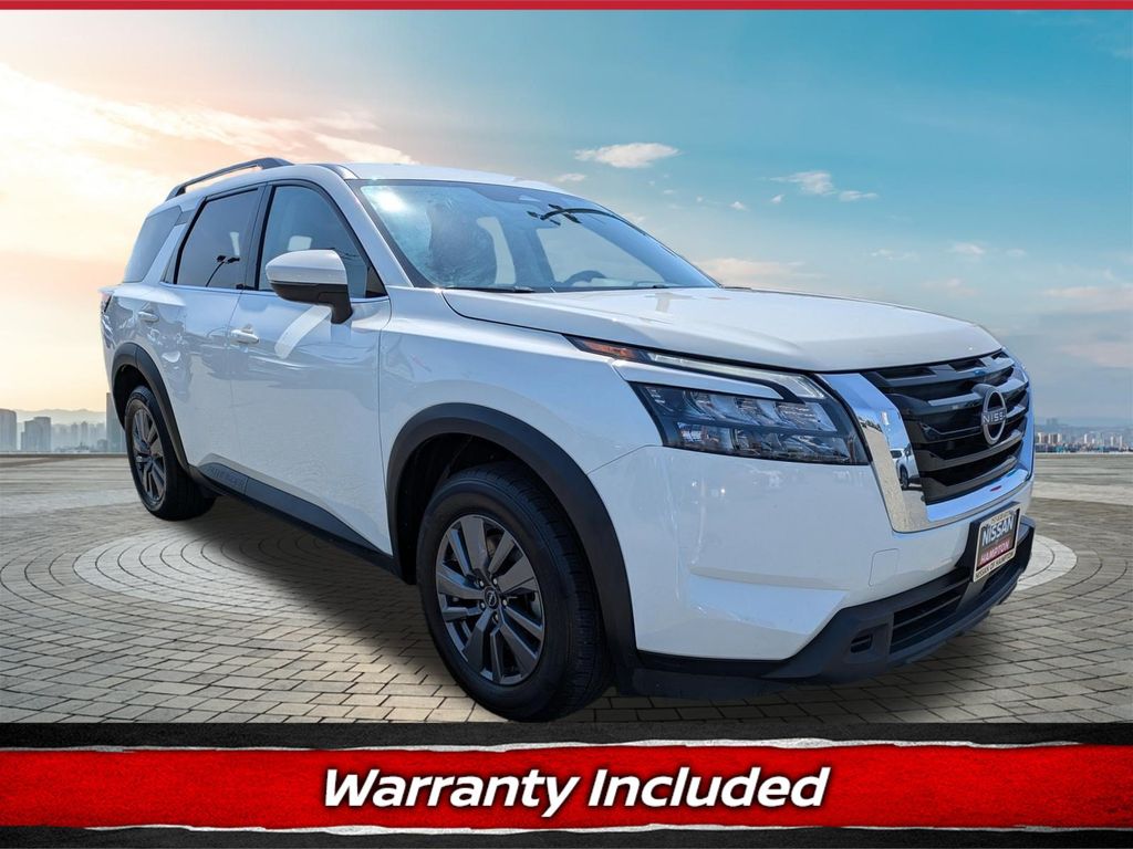 Glacier White 2024 Nissan Pathfinder SUV / Crossover Front-Wheel Drive 9-Speed Automatic