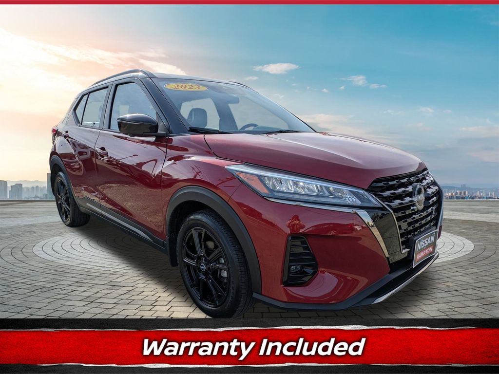 Red (Scarlet Ember Tintcoat/Super Black) 2023 Nissan Kicks SR FWD SUV / Crossover Front-Wheel Drive Continuously Variable Transmission