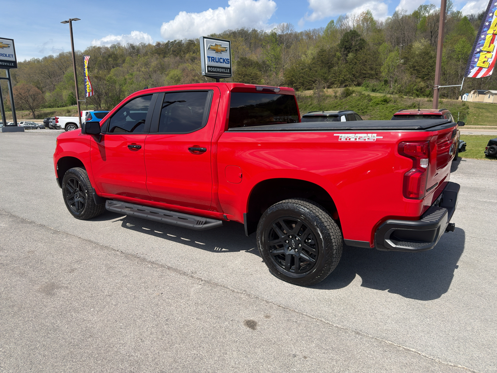 View vehicle photo 3