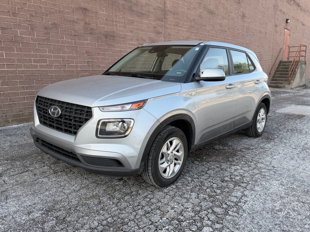 2022 Hyundai Venue SE FWD