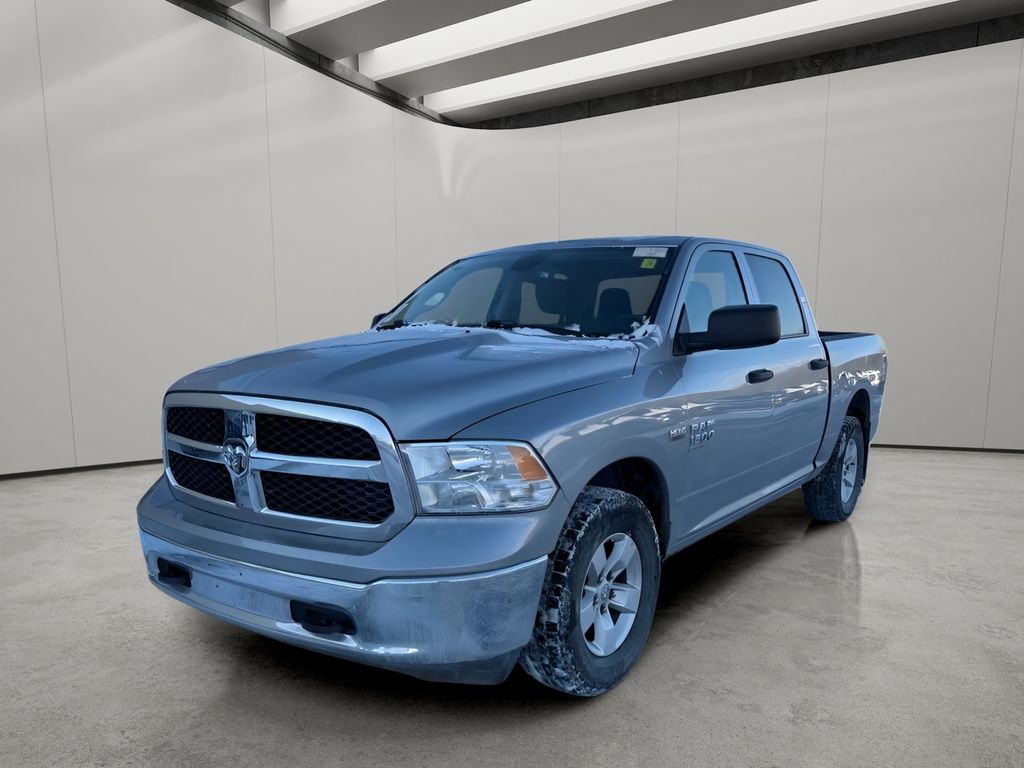 2023 RAM 1500 Classic SLT Crew Cab 4WD