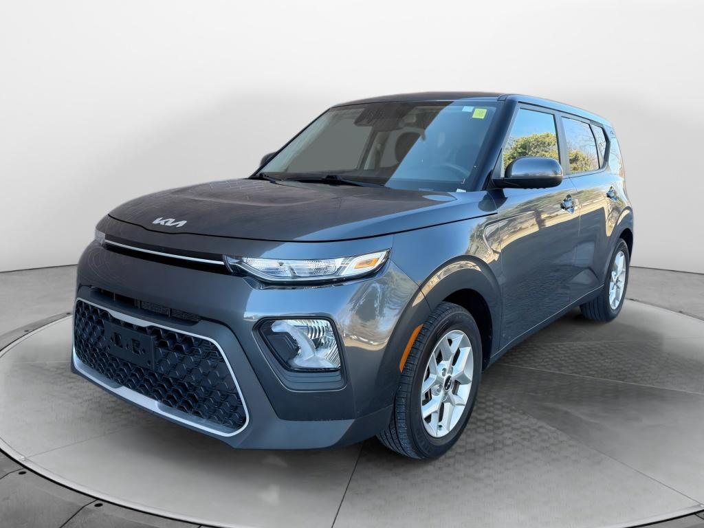 2022 Kia Soul LX FWD