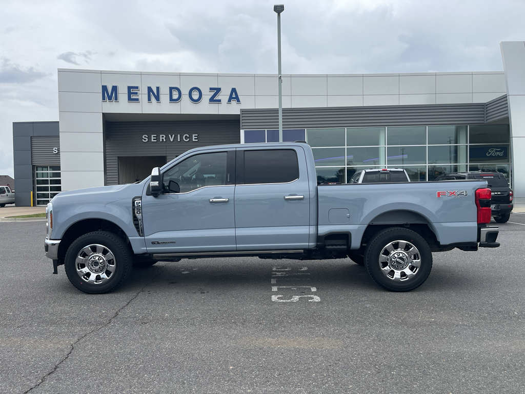 Glacier Gray Metallic Tri-Coat 2024 Ford F-250 Super Duty Pickup Truck Four-Wheel Drive Automatic