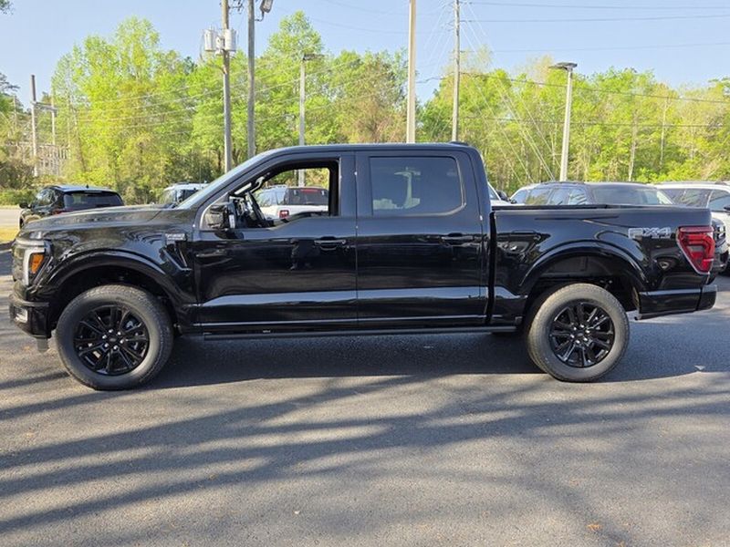 View vehicle photo 5