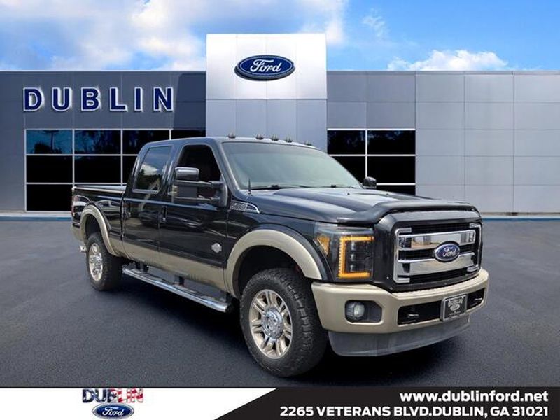 Tuxedo Black Metallic 2014 Ford F-250 Super Duty Pickup Truck Four-Wheel Drive 6-Speed Automatic