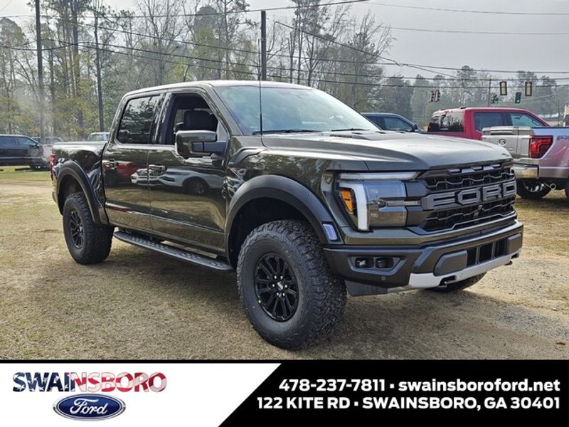 2025 Ford F-150 Raptor SuperCrew 4WD