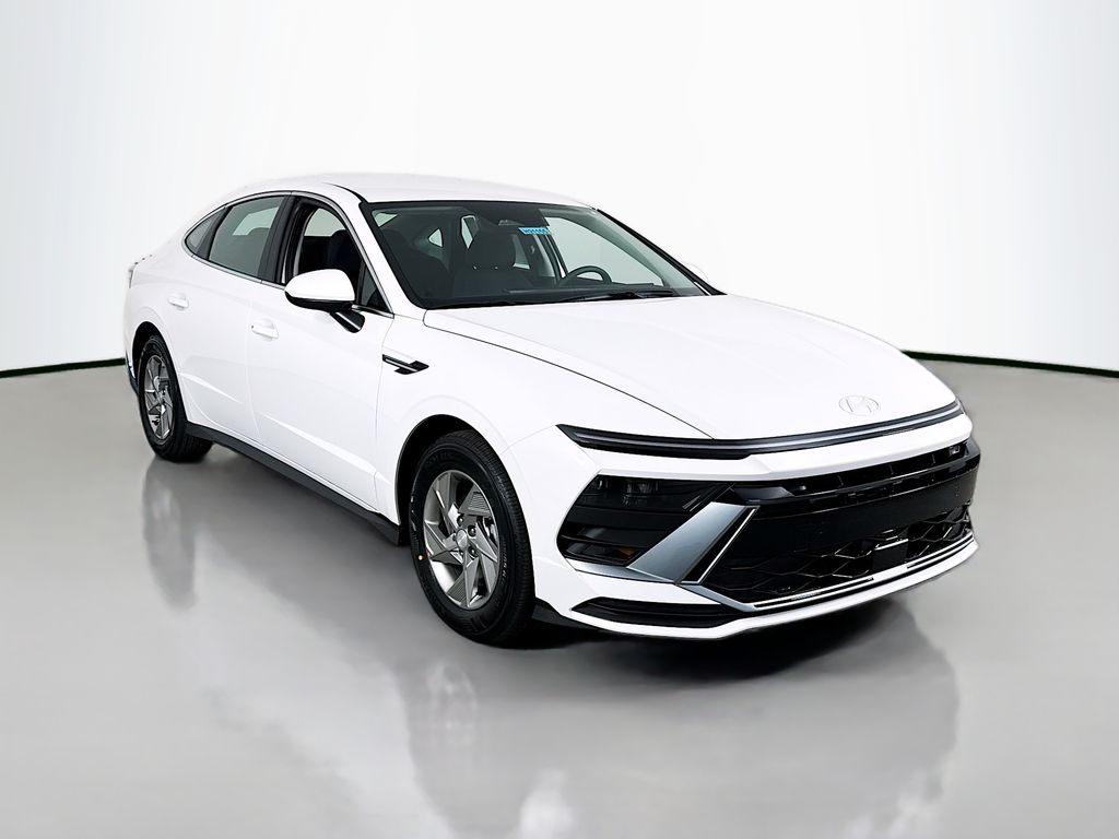 Serenity White 2026 Hyundai Sonata Sedan Front-Wheel Drive 8-Speed Automatic