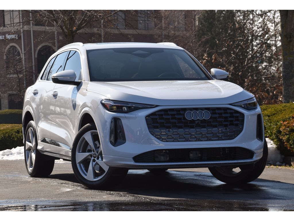 2025 Audi Q5 quattro Premium Plus 40 TFSI