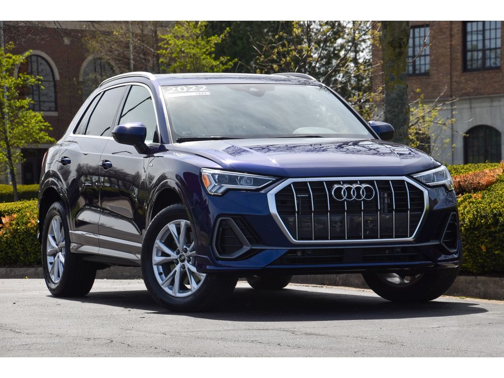 Navarra Blue Metallic 2022 Audi Q3 quattro Premium Plus S Line 45 TFSI SUV / Crossover All-Wheel Drive 8-Speed Automatic