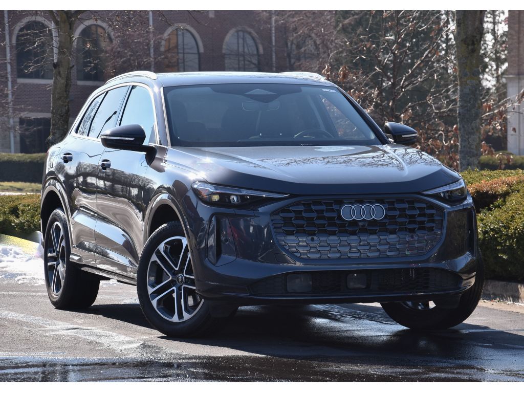 2025 Audi Q5 quattro Premium Plus 40 TFSI