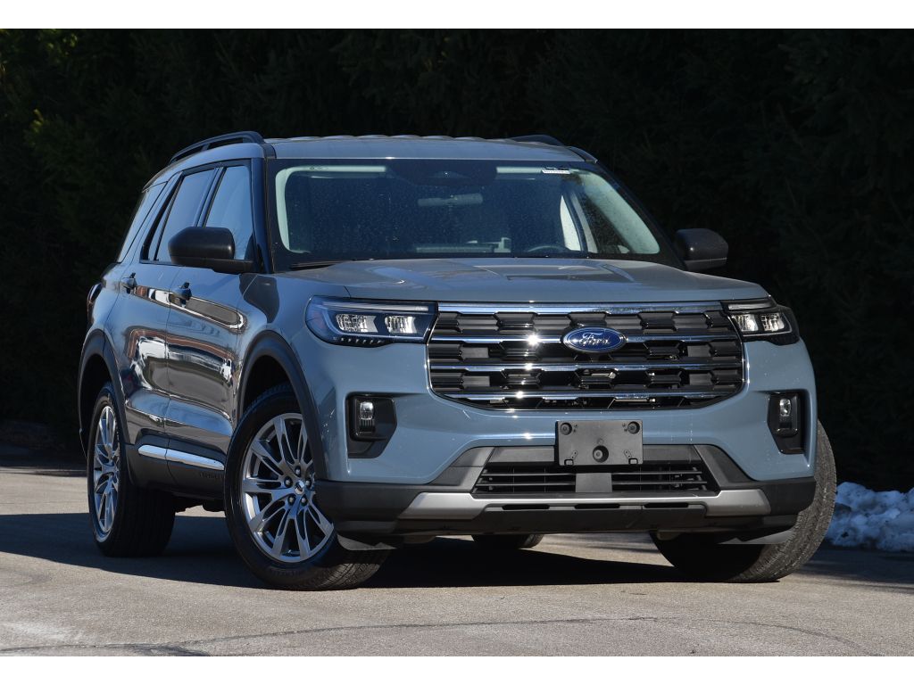 2025 Ford Explorer Active AWD