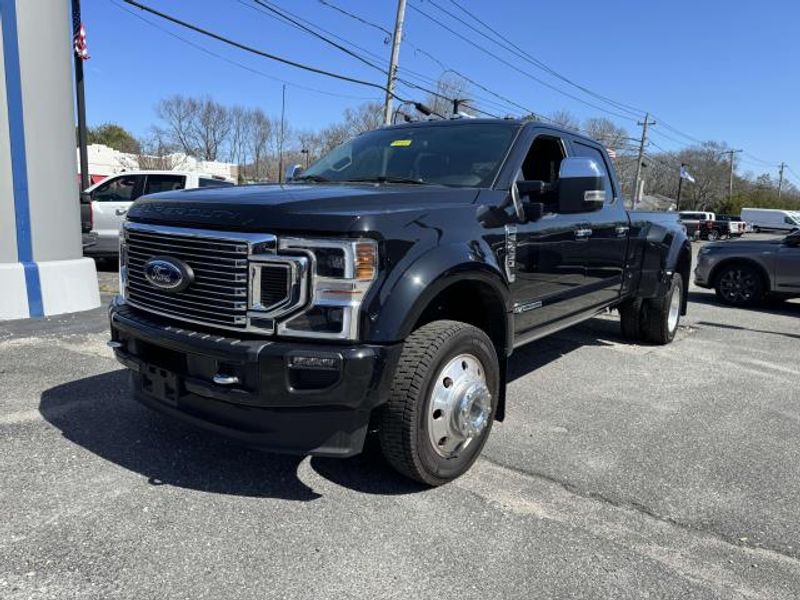 2022 Ford F-450 Platinum 