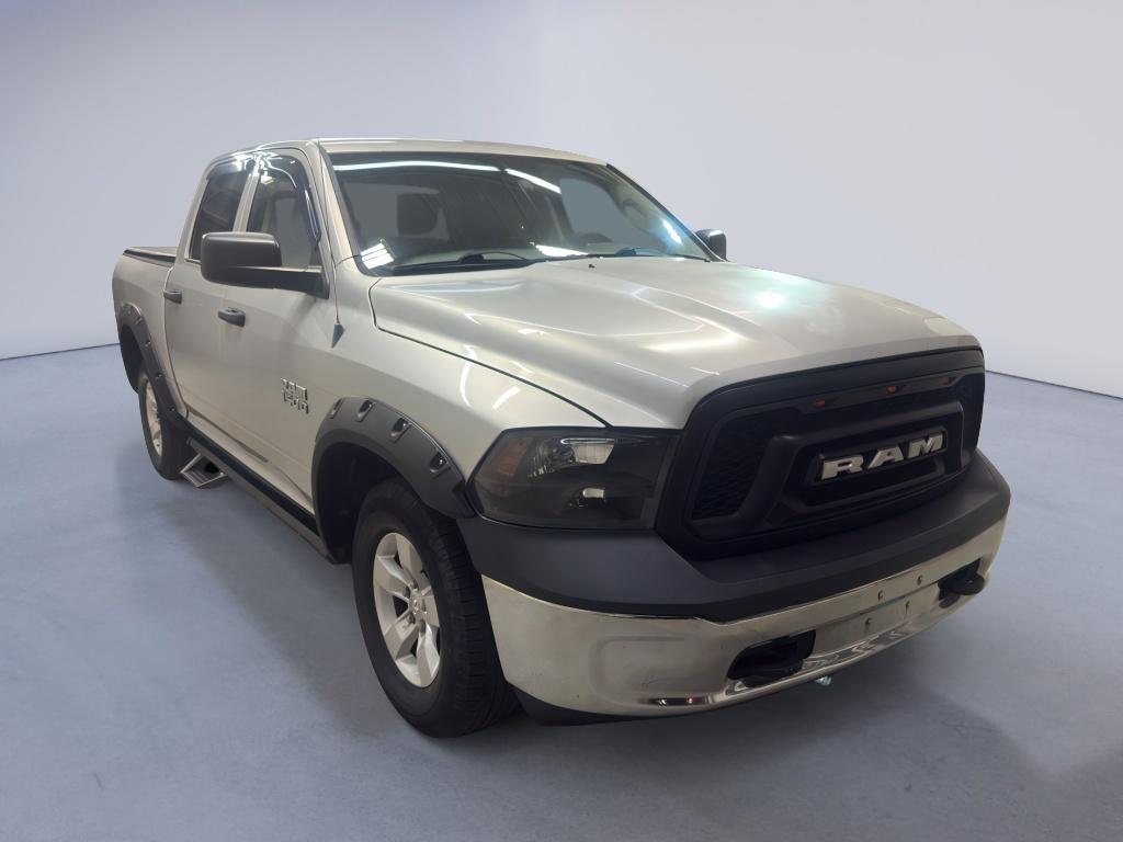 Bright Silver Metallic Clearcoat 2013 RAM 1500 ST Crew Cab 4WD Pickup Truck 8-Speed Automatic