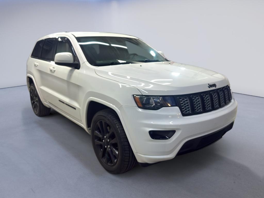 Bright White Clearcoat 2018 Jeep Grand Cherokee Altitude 4WD SUV / Crossover Four-Wheel Drive 8-Speed Automatic