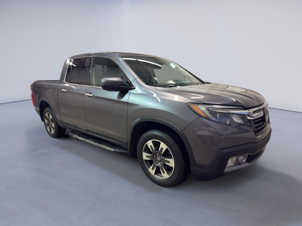 Gray (Modern Steel Metallic) 2017 Honda Ridgeline RTL-E AWD Pickup Truck All-Wheel Drive 6-Speed Automatic