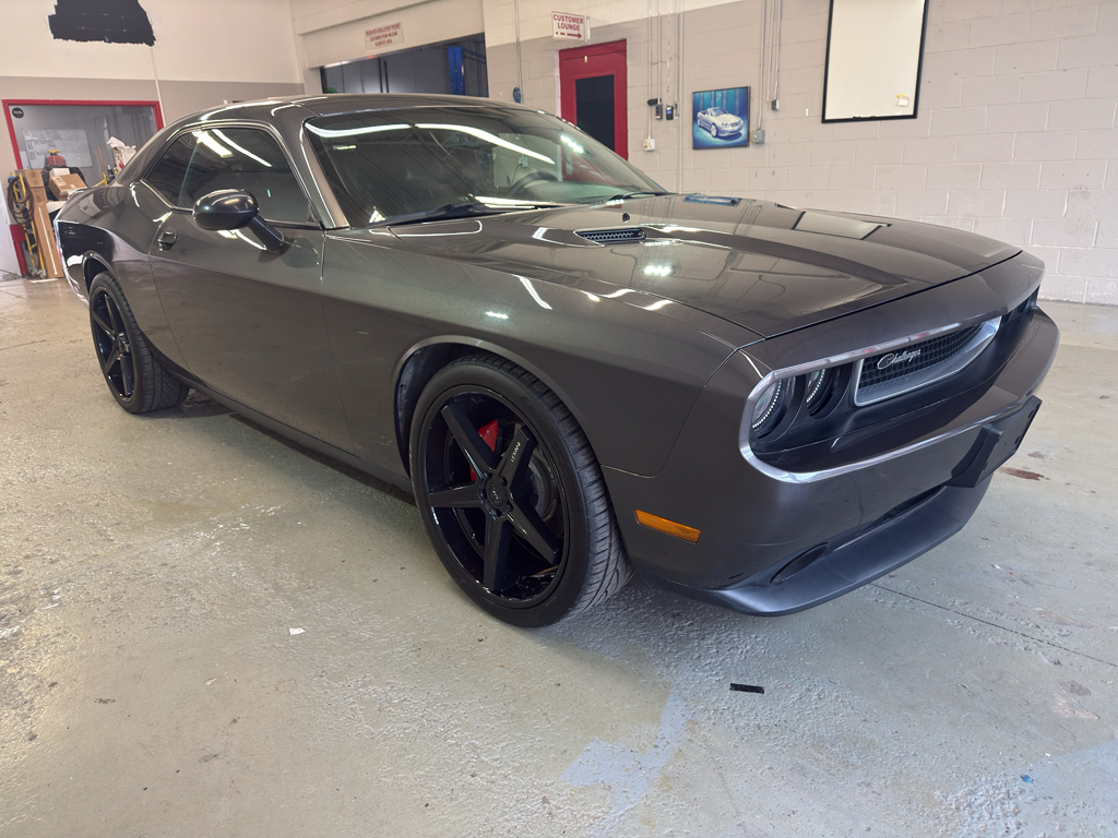 Gray (Granite Crystal Metallic Clearcoat) 2014 Dodge Challenger Coupe Rear-Wheel Drive 5-Speed Automatic