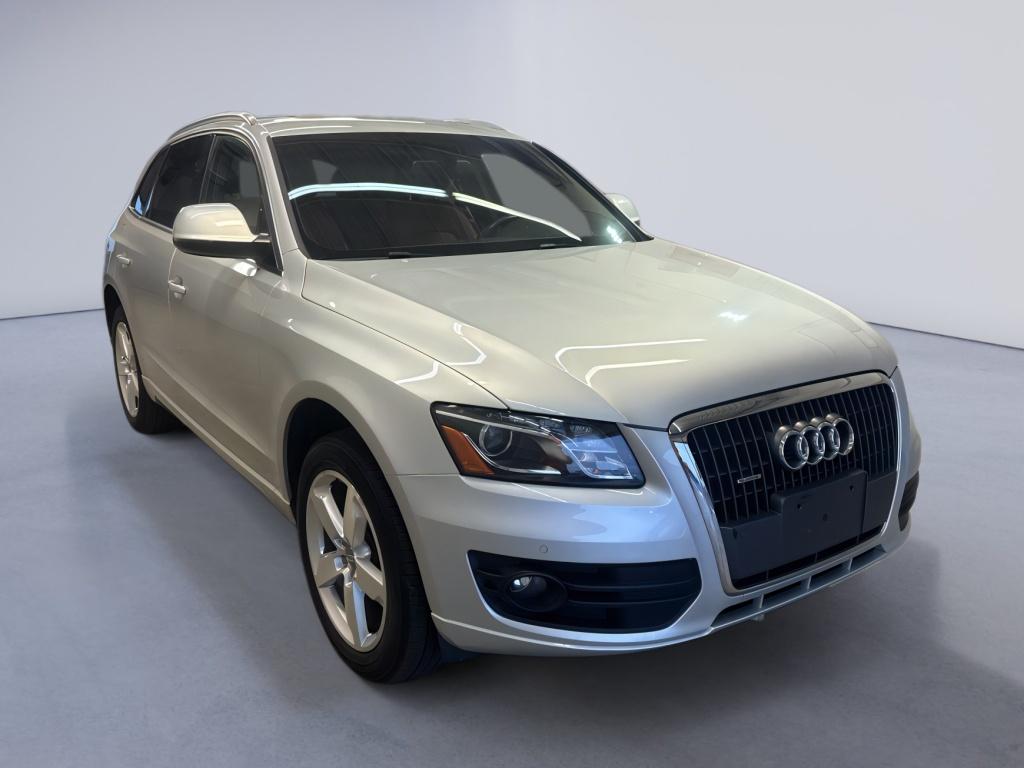 2012 Audi Q5 2.0T quattro Premium Plus