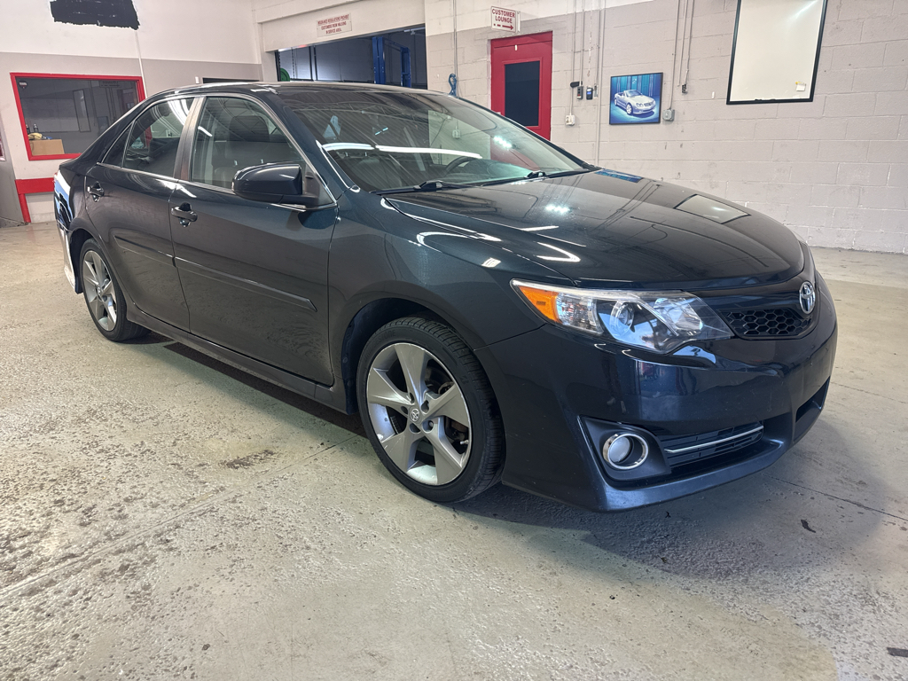 Cosmic Gray Mica 2014 Toyota Camry Sedan Front-Wheel Drive 6-Speed Automatic