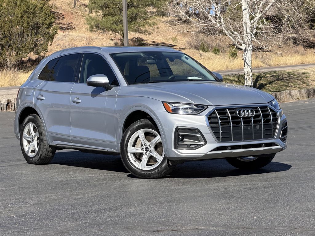 2023 Audi Q5 quattro Premium 40 TFSI
