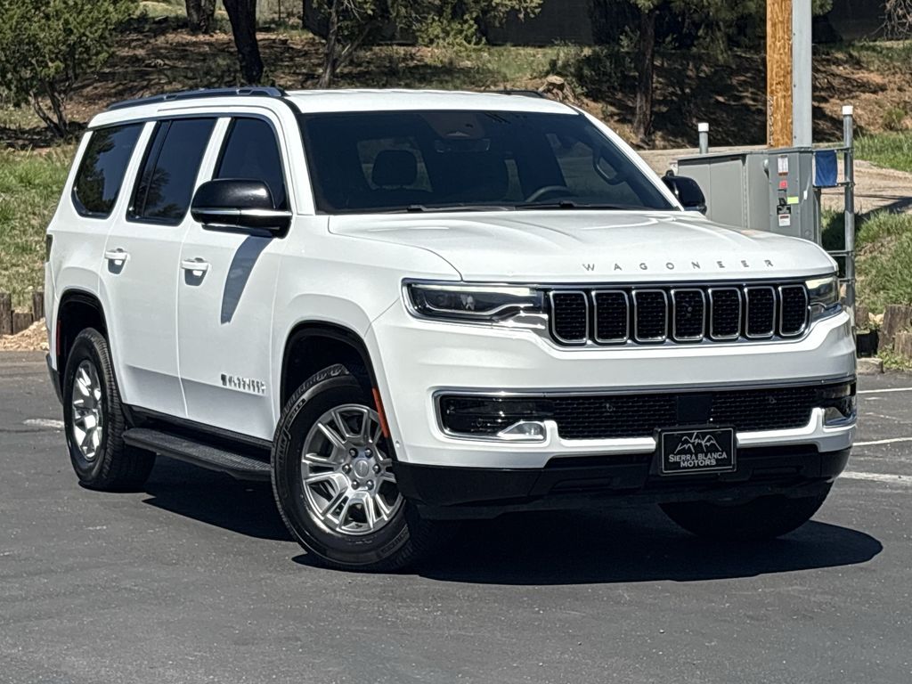  2023 Jeep Wagoneer 4WD   