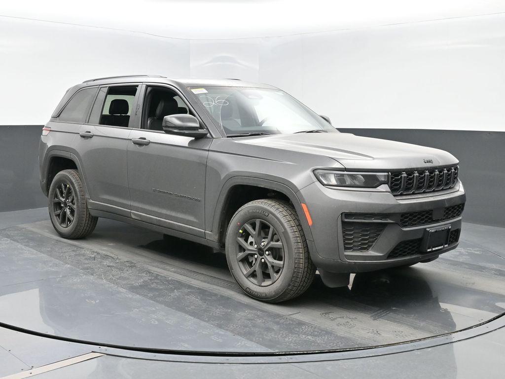 2026 Jeep Grand Cherokee Altitude 4WD