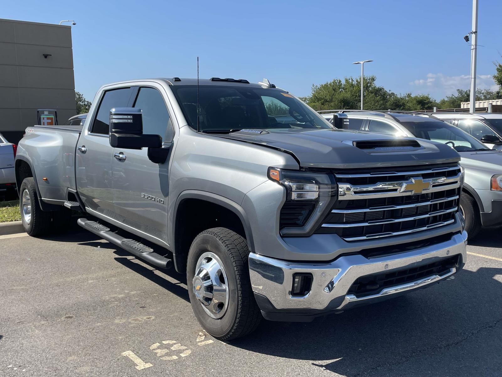 Sterling Gray Metallic 2024 Chevrolet Silverado 3500HD Pickup Truck Four-Wheel Drive Automatic