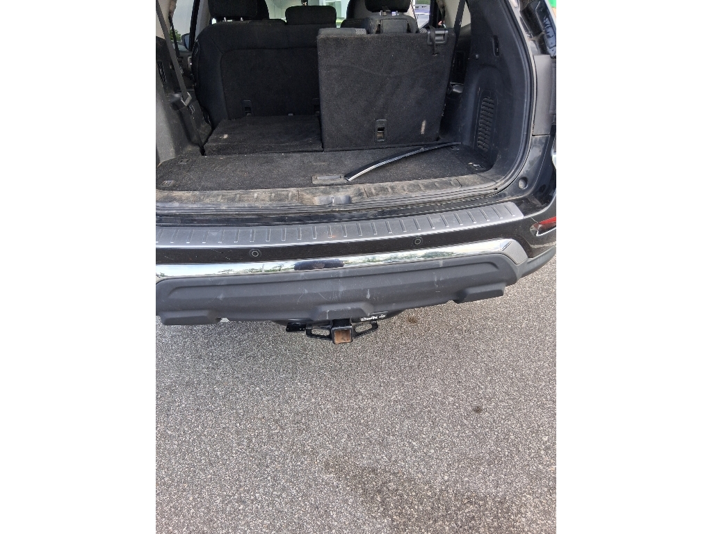 View vehicle photo 6