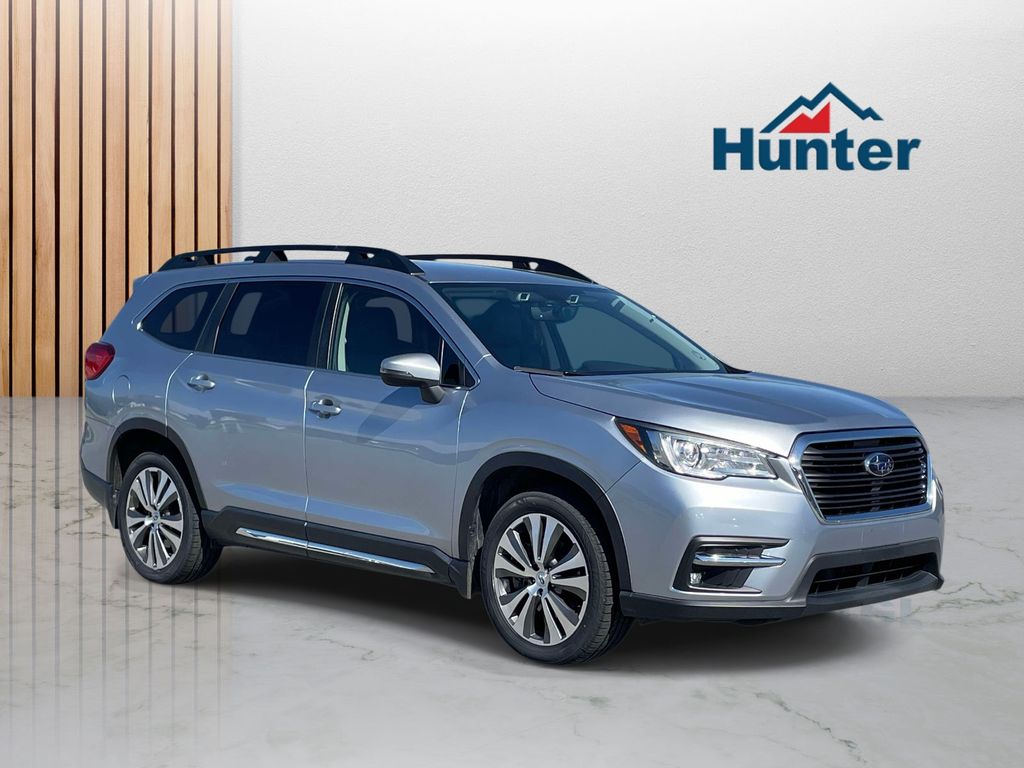 Ice Silver Metallic 2019 Subaru Ascent Limited 7-Passenger AWD SUV / Crossover All-Wheel Drive 8-Speed CVT