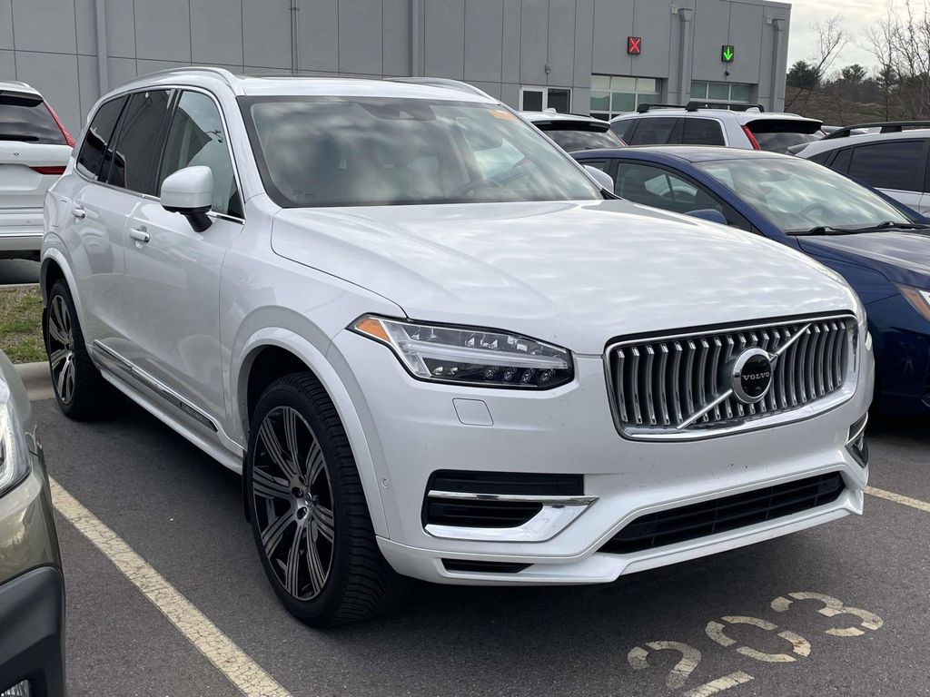2022 Volvo XC90 Recharge Inscription 7-Passenger eAWD