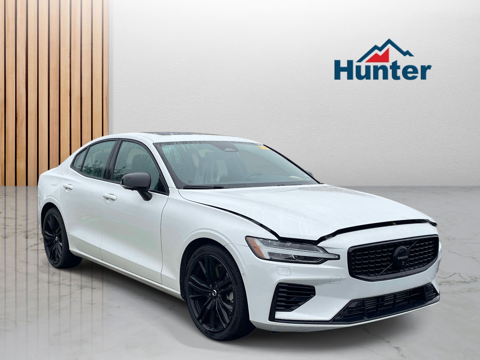 Crystal White Metallic 2024 Volvo S60 Sedan All-Wheel Drive 8-Speed Automatic