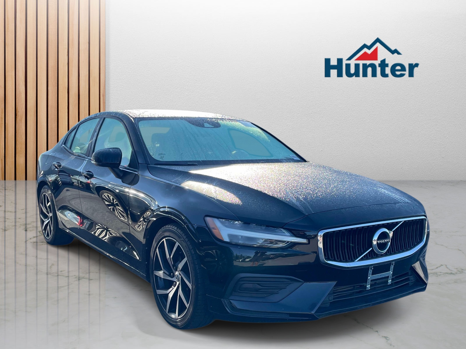 2020 Volvo S60 T5 Momentum FWD