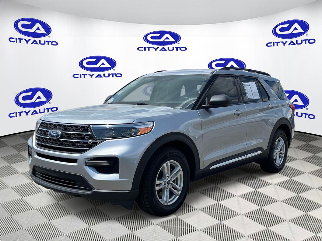 View vehicle photo 7