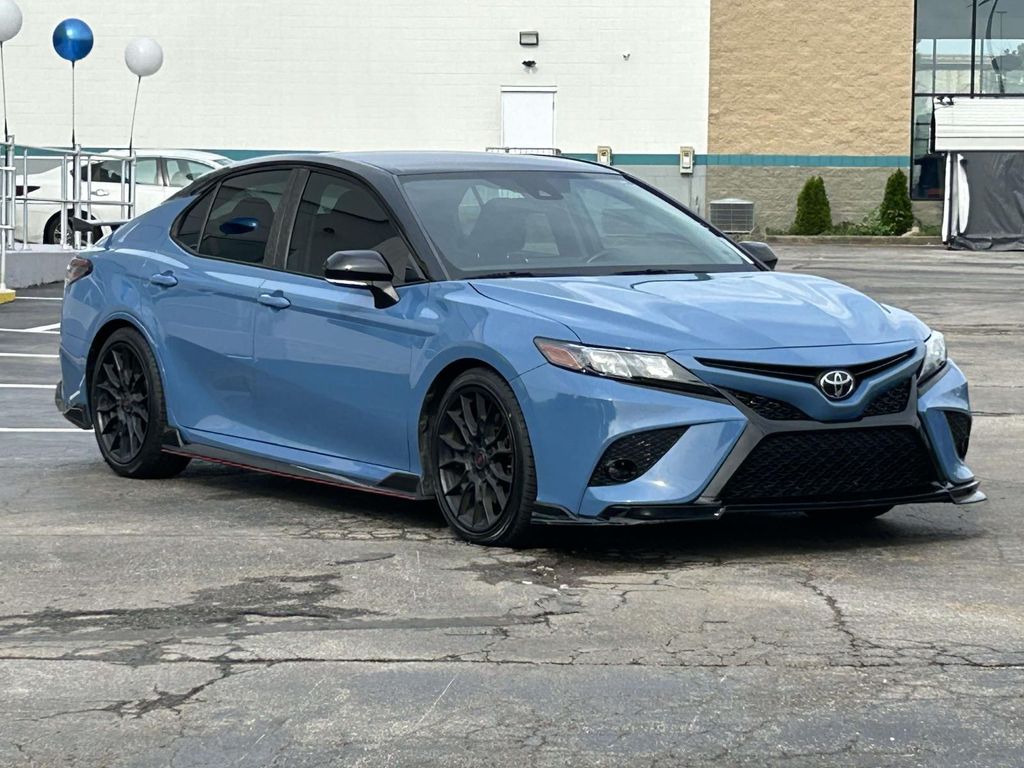 Cavalry Blue/Midnight Black Metallic 2022 Toyota Camry Sedan Front-Wheel Drive 8-Speed Automatic