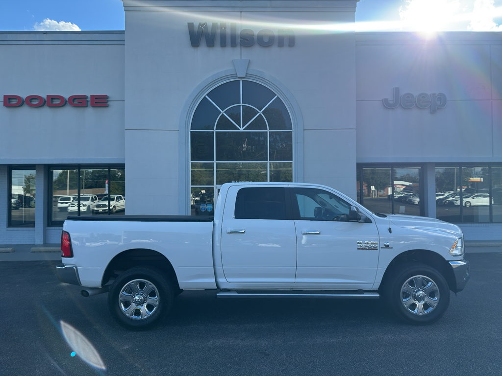 Bright White Clearcoat 2018 RAM 3500 Big Horn Crew Cab 4WD Pickup Truck Four-Wheel Drive 6-Speed Automatic