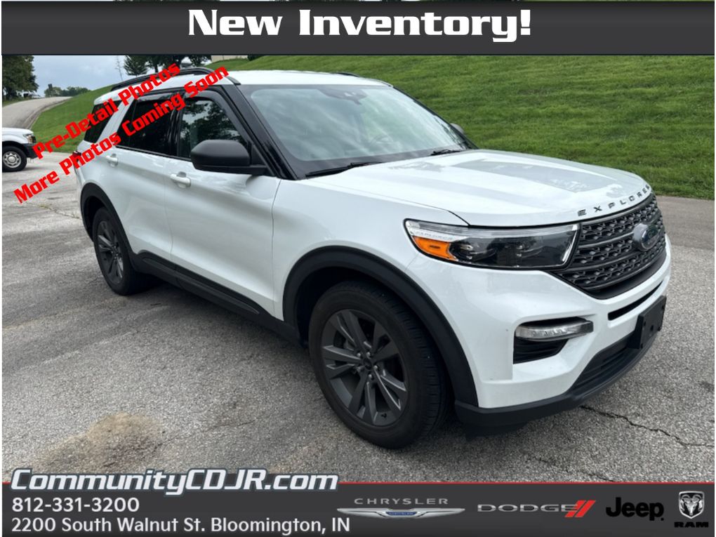Oxford White 2021 Ford Explorer SUV / Crossover All-Wheel Drive Automatic