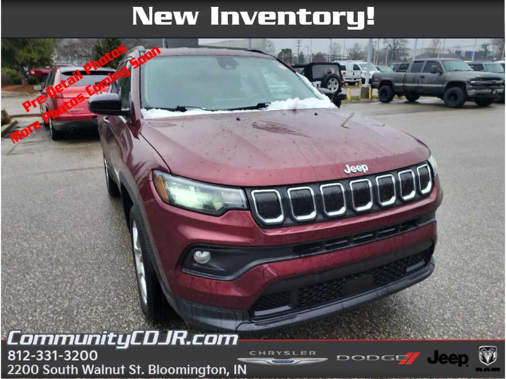 2022 Jeep Compass Latitude Lux 4WD