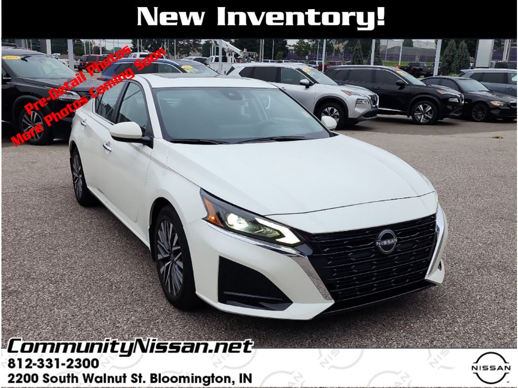 2023 Nissan Altima 2.5 SV FWD