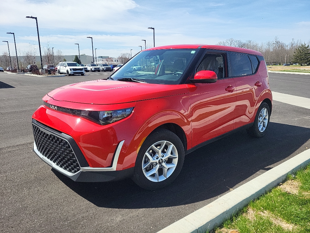 2024 Kia Soul LX FWD