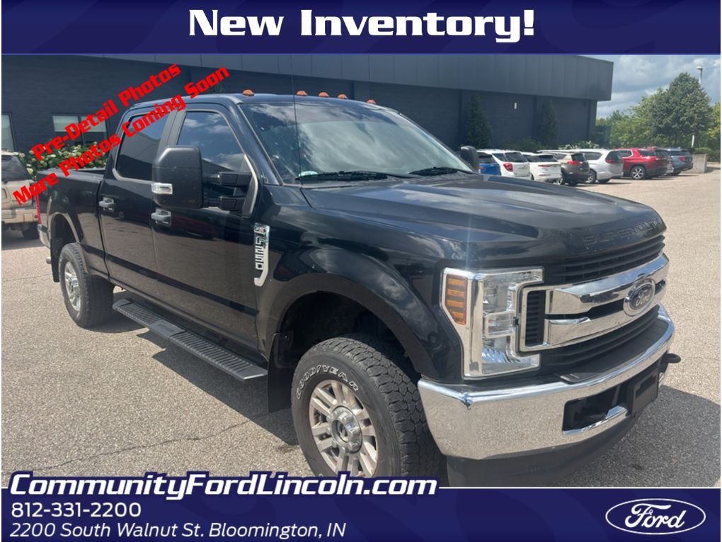 SHADOW BLACK 2018 Ford F-250 Super Duty Pickup Truck Four-Wheel Drive 6-Speed Automatic