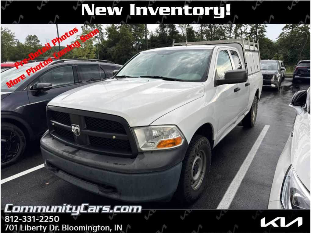 2012 RAM 1500 Blanco (Bright White Clearcoat) Camioneta Todo terreno 6 velocidades Automática