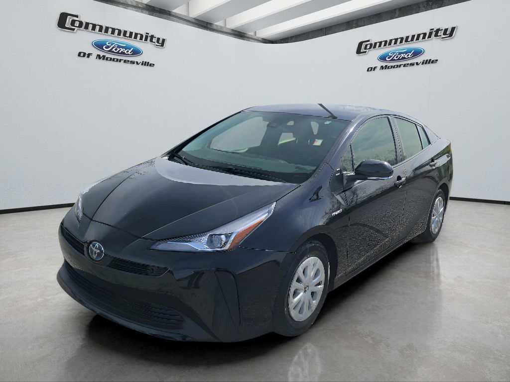2022 Toyota Prius LE FWD